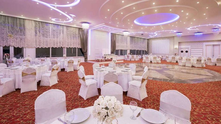 Ramada by Wyndham Nigde Ballroom