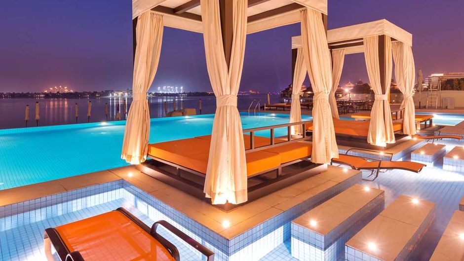 Royal Central Hotel - The Palm Pool