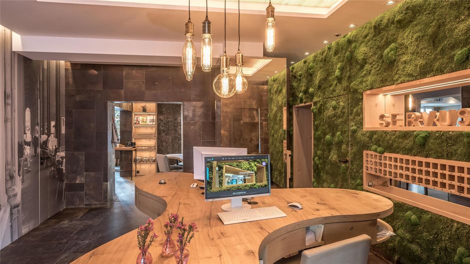 Bavaria Boutique Hotel Lobby