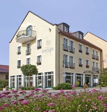Hotel Henry