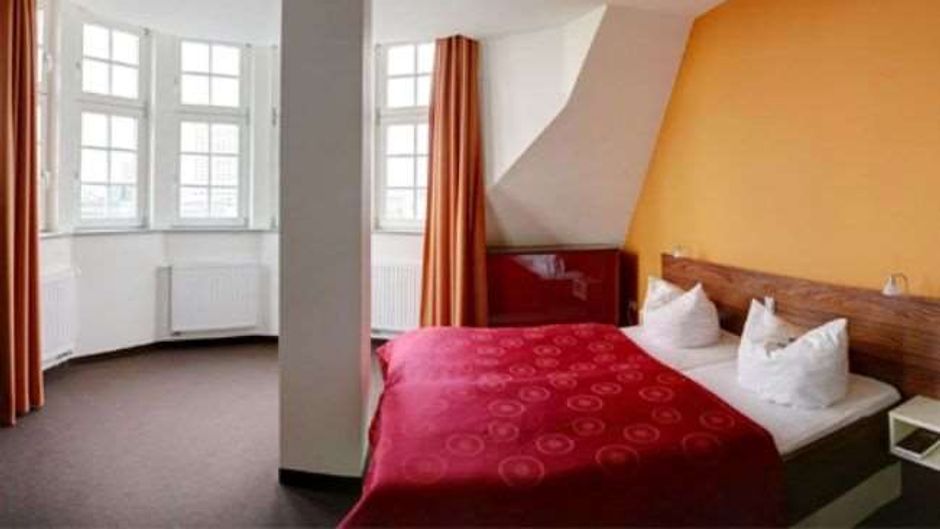 Royal International Leipzig Room