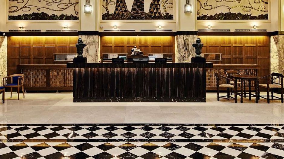 Grandezza Hotel Lobby