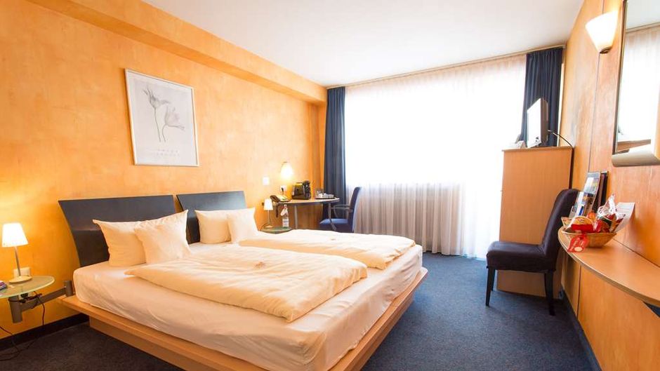 Hotel National Room