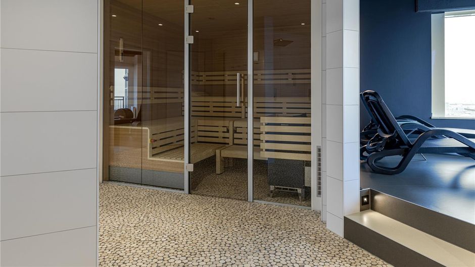 Globana Airport Hotel Health
