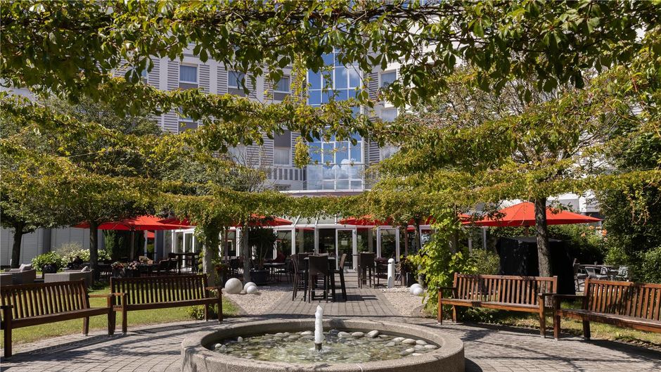 Globana Airport Hotel Restaurant
