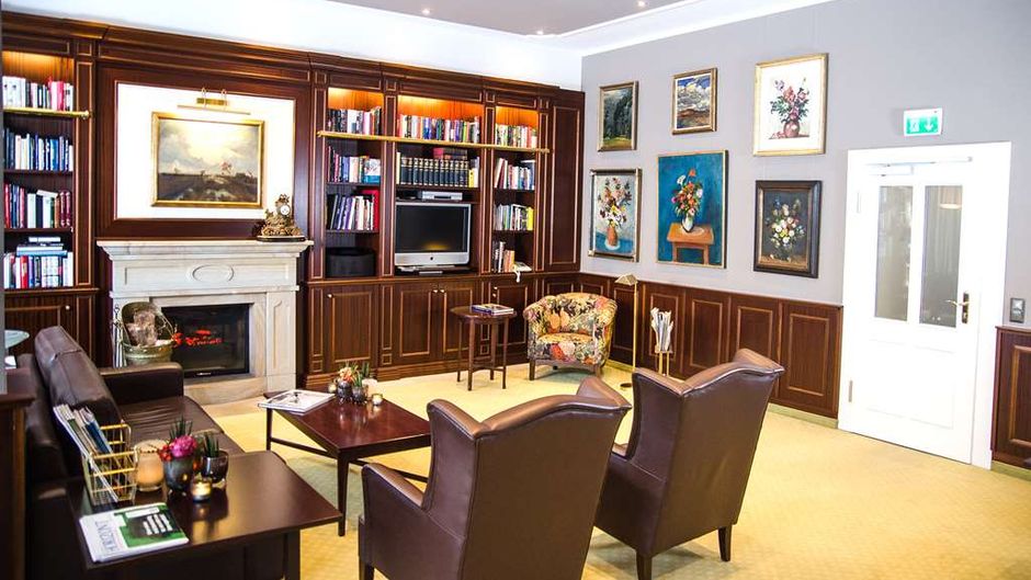 Hotel Kaiserhof Lobby