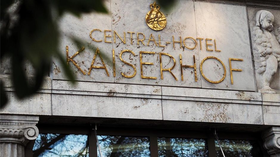 Central Hotel Kaiserhof Exterior