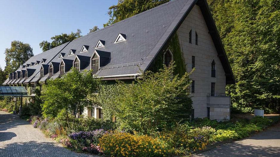 Hotel Schloss Eckberg Exterior