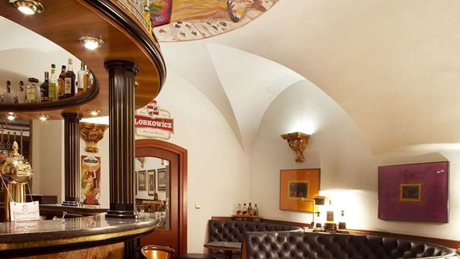 Hotel Royal Ricc Restaurant