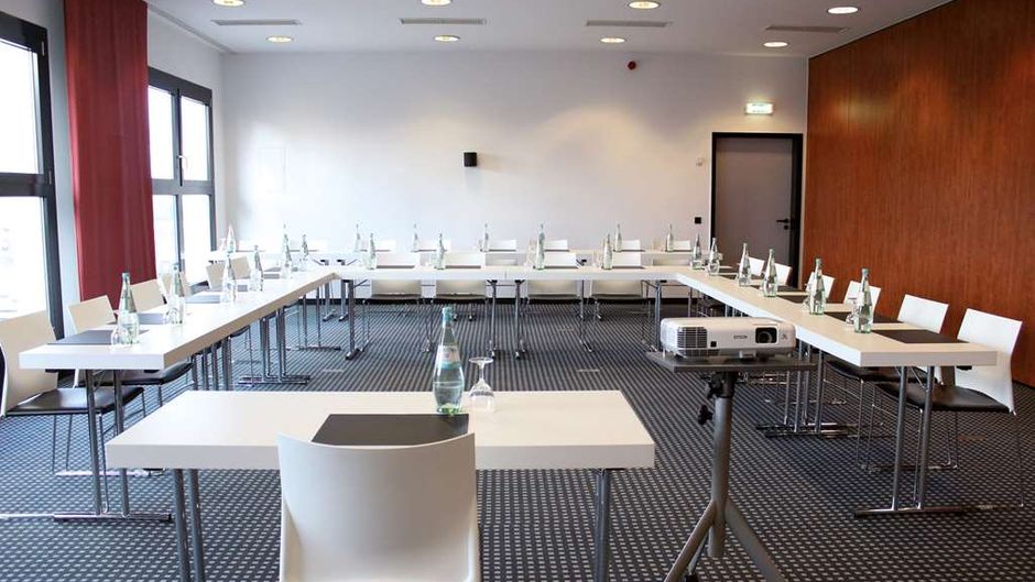 Ara Hotel Comfort Meeting