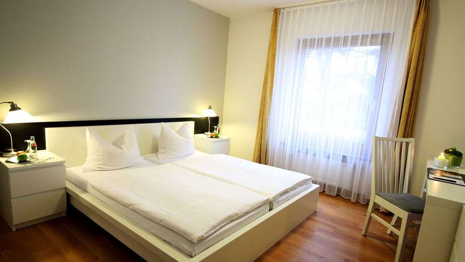 Arcadeon Hotel Room