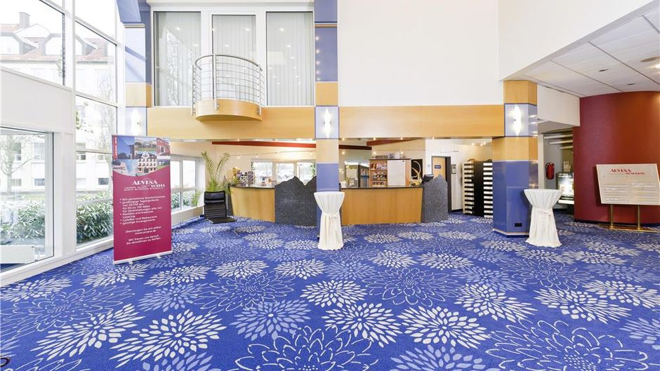 Arvena Kongress Hotel Lobby