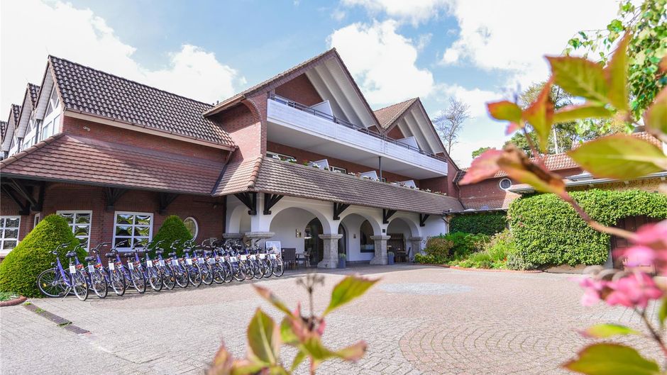 Upstalsboom Landhotel Friesland Exterior