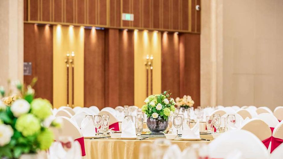 Howard Johnson New District Plaza Ziyang Ballroom