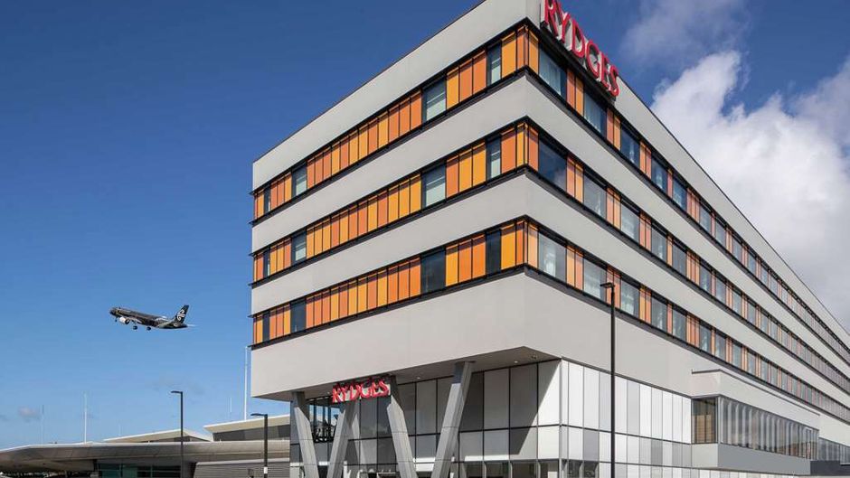 Rydges Wellington Airport Hotel Exterior