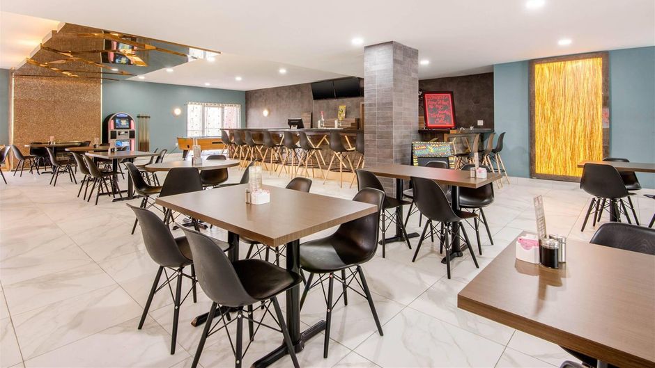 Quality Inn & Conference Centre Restaurant