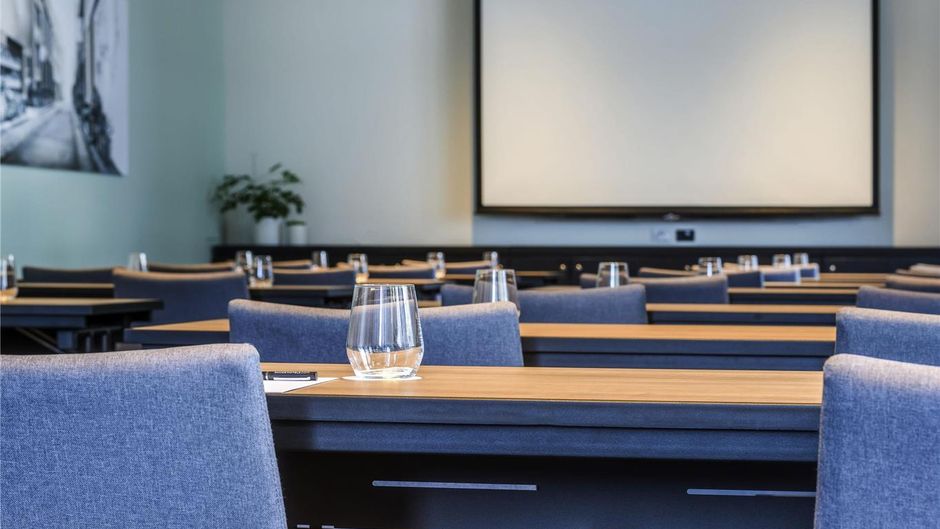 Ibis Melbourne Central Meeting