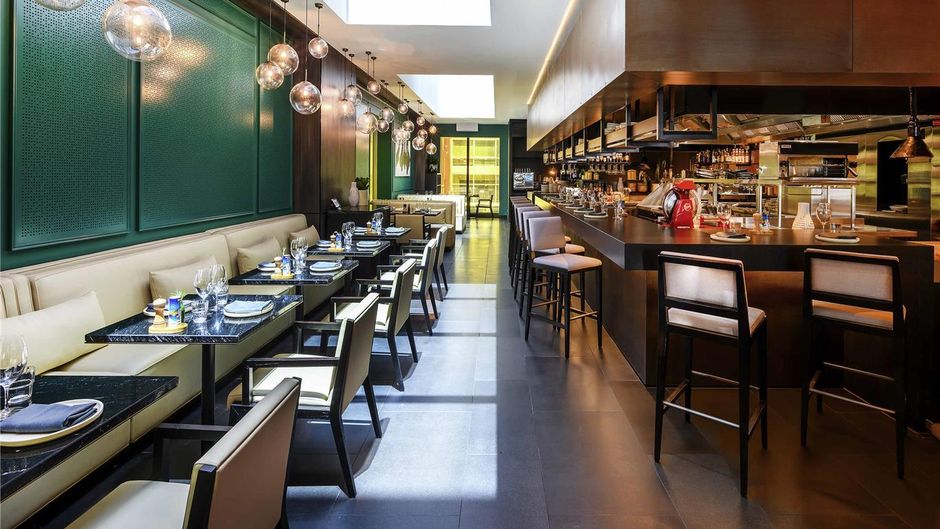 Novotel Melbourne Central Restaurant