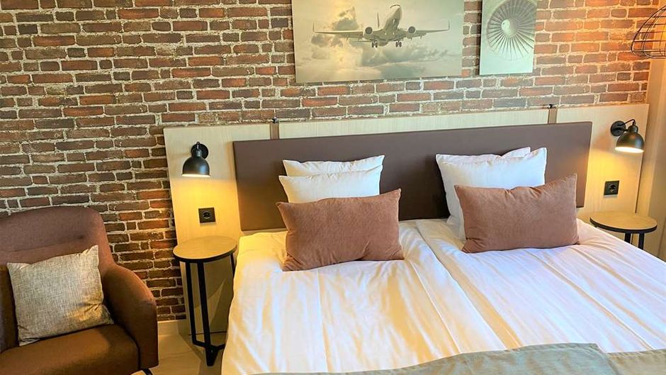 Skyline Airport Hotel Room