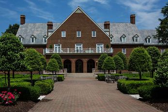The Founders Inn and Spa