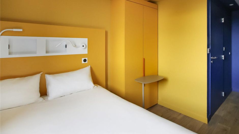 Ibis Budget Saint Genis Pouilly Geneve Room
