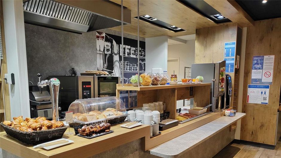 Ibis Budget Saint Genis Pouilly Geneve Restaurant