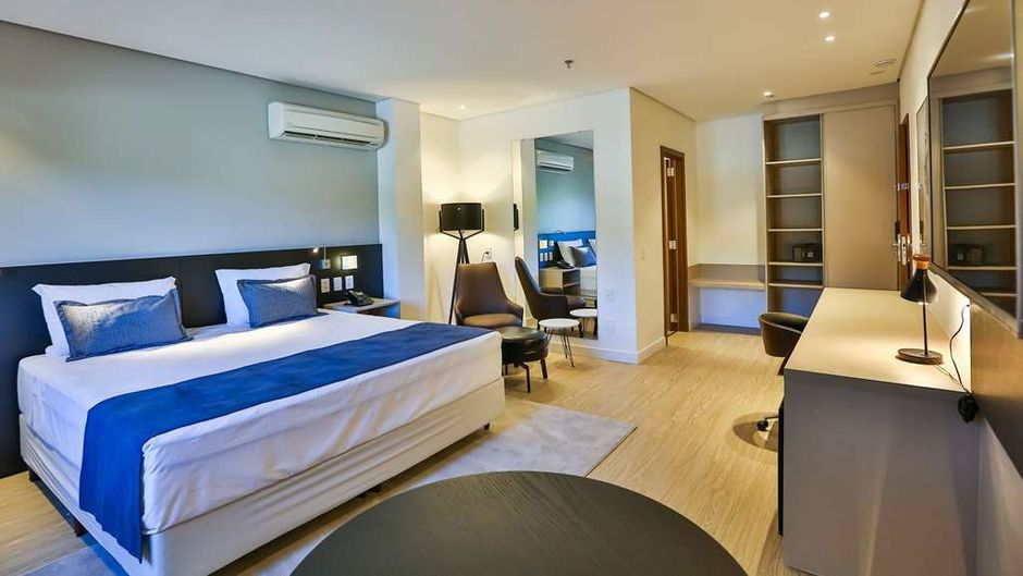 Quality Hotel Blumenau Room