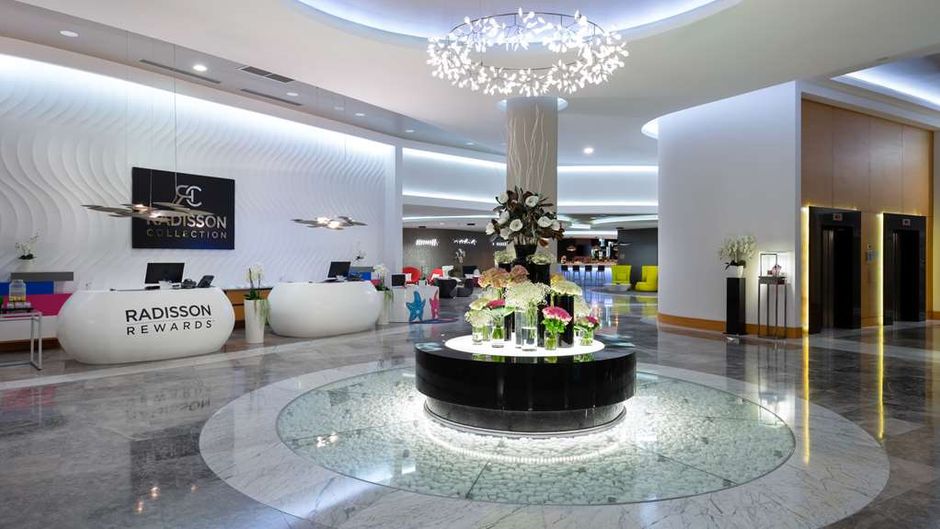 Radisson Collection Paradise Resort/Spa Lobby