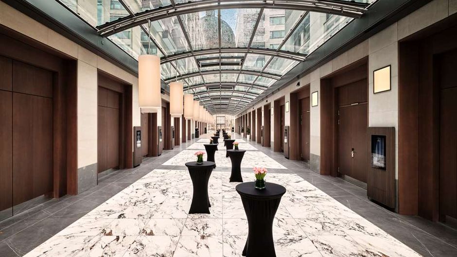 Radisson Collection Hotel, Berlin Meeting