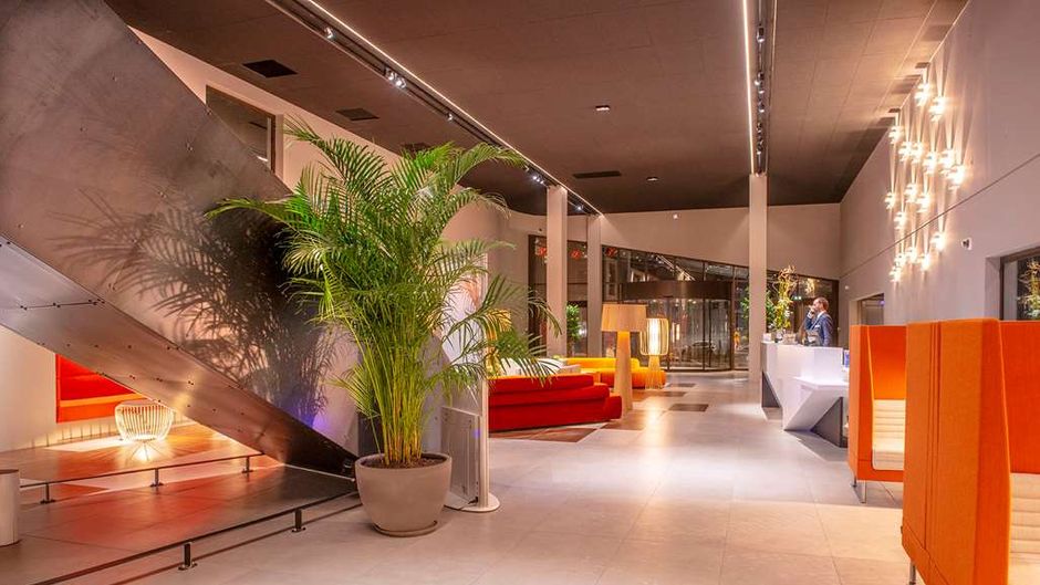 Radisson Blu Hotel Bordeaux Lobby