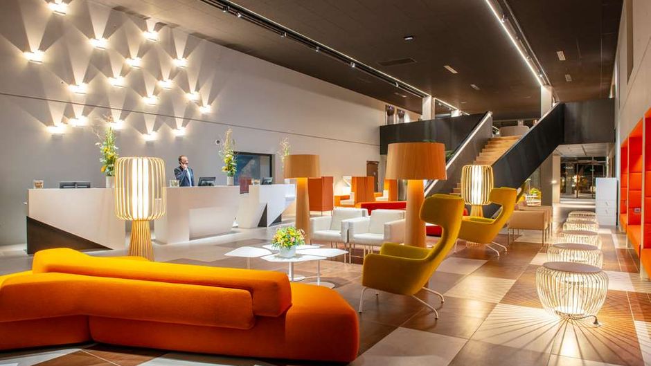 Radisson Blu Hotel Bordeaux Lobby