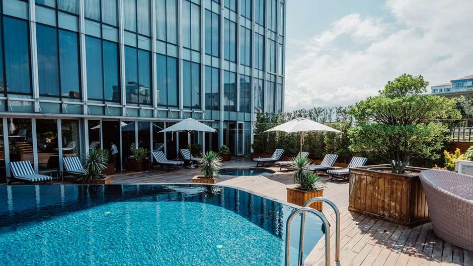 Radisson Blu Hotel, Batumi Pool