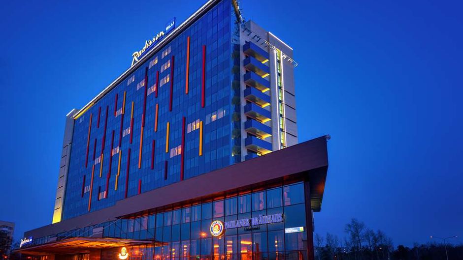 Radisson Hotel Chelyabinsk Exterior