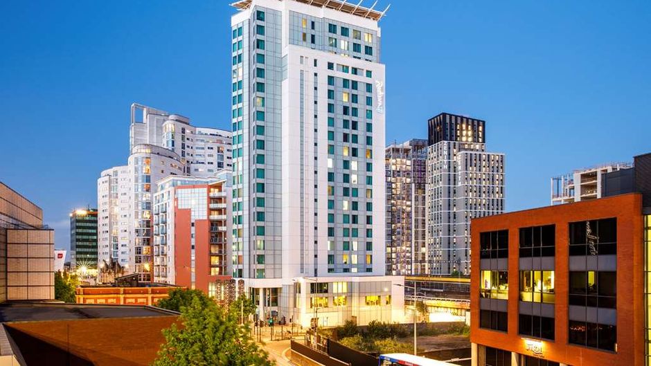 Radisson Blu Hotel, Cardiff Exterior