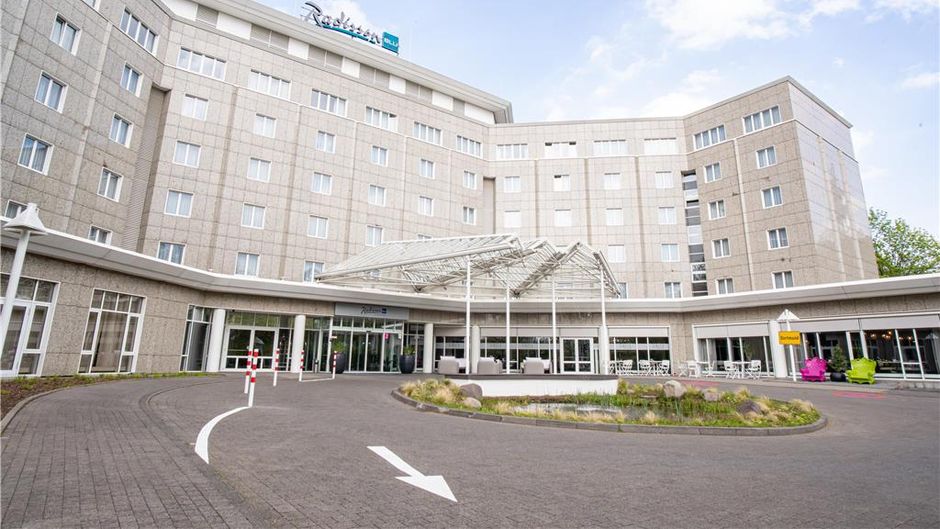 Radisson Blu Hotel Dortmund Exterior