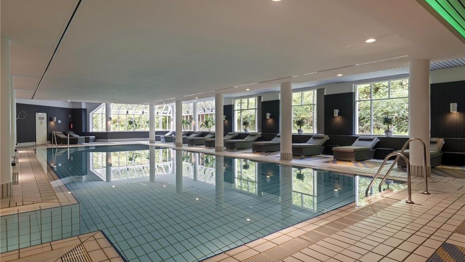Radisson Blu Hotel Dortmund Pool
