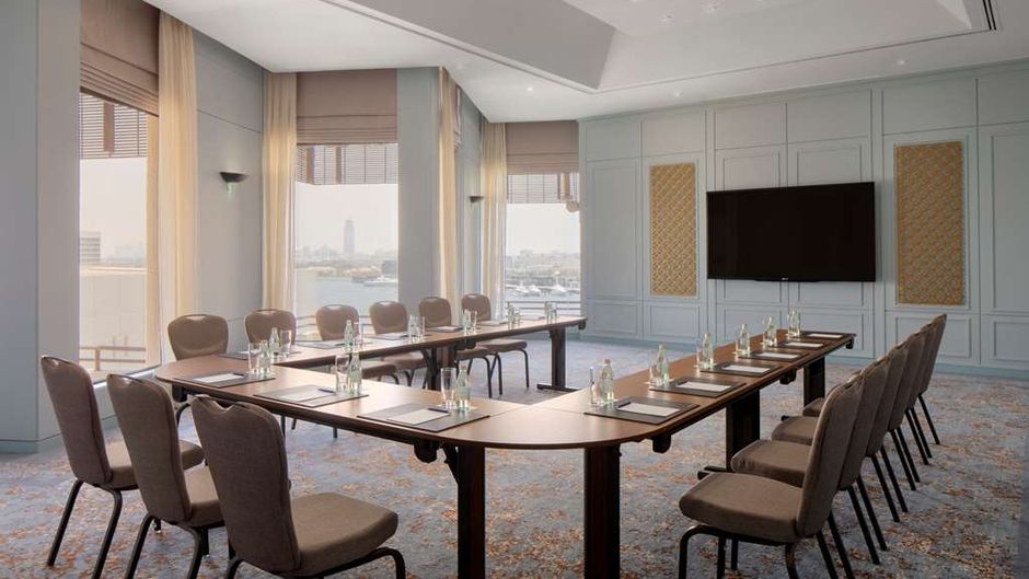 Radisson Blu Hotel, Dubai Deira Creek Meeting