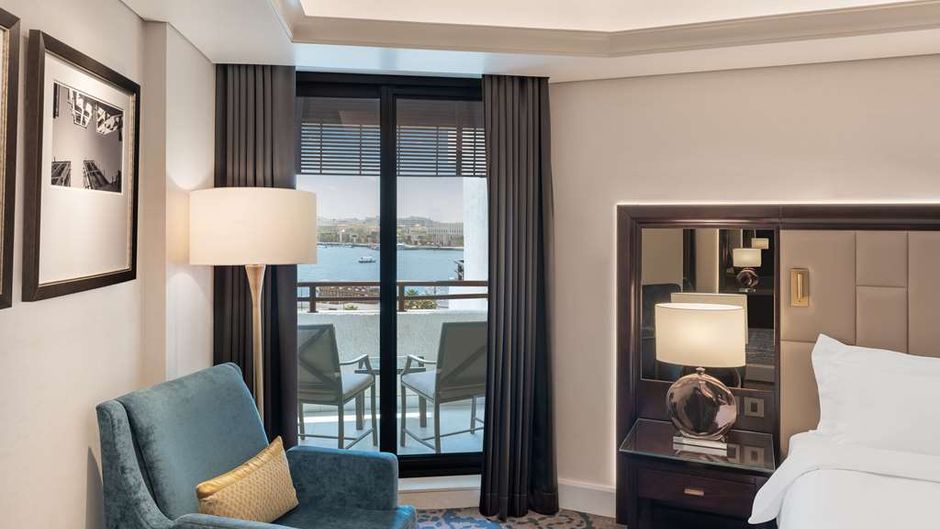 Radisson Blu Hotel, Dubai Deira Creek Room