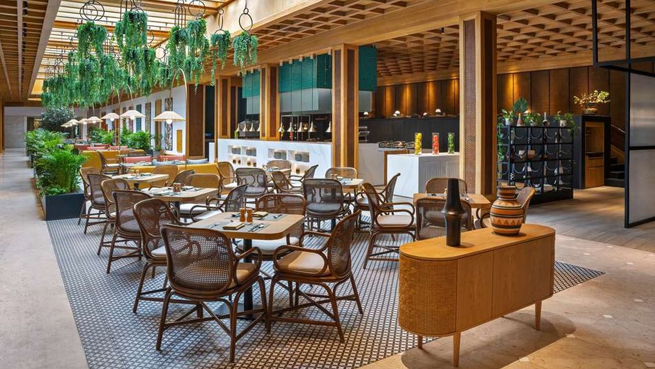 Radisson Blu Hotel, Dubai Deira Creek Restaurant