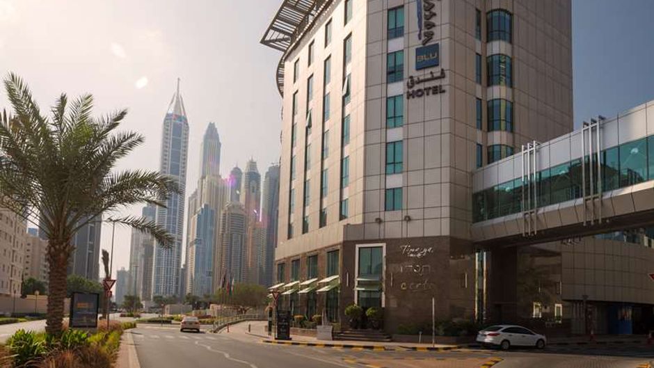 Radisson Blu Hotel, Dubai Media City Exterior