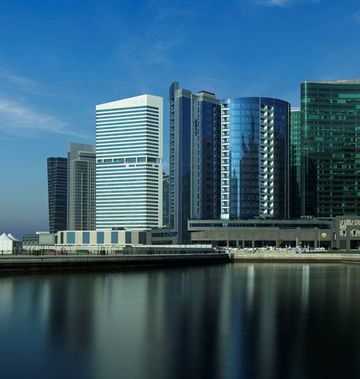 Radisson Blu Hotel, Dubai Waterfront