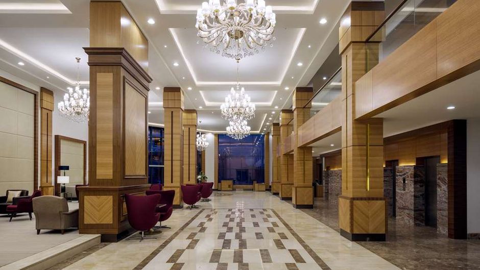 Radisson Blu Hotel Buraidah Lobby