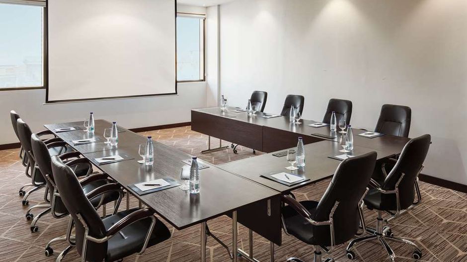 Radisson Blu Hotel Buraidah Meeting