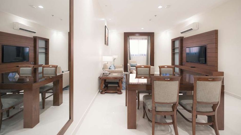 Radisson Blu Hotel Buraidah Suite