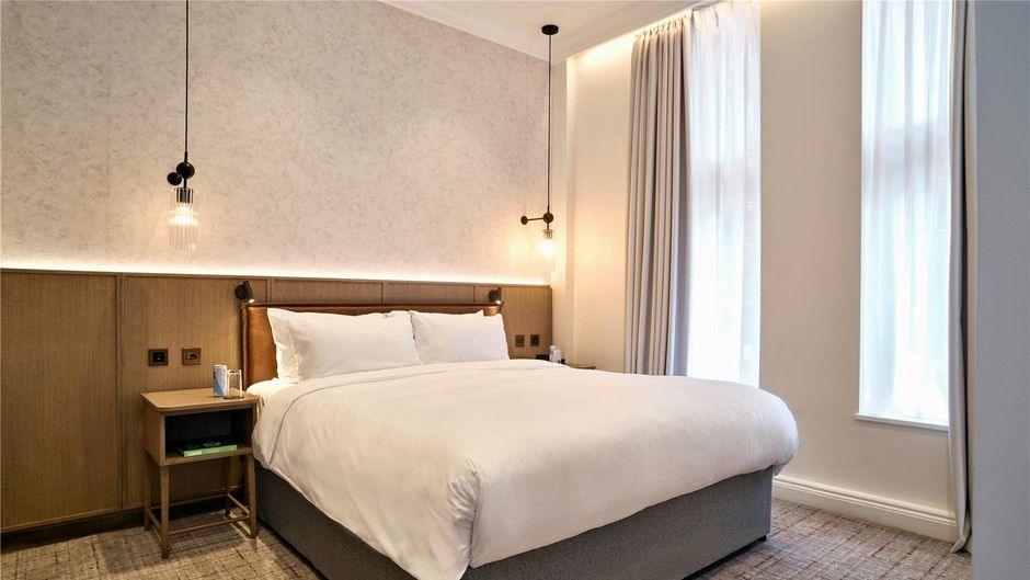 Radisson Blu Hotel, London Euston Square Suite