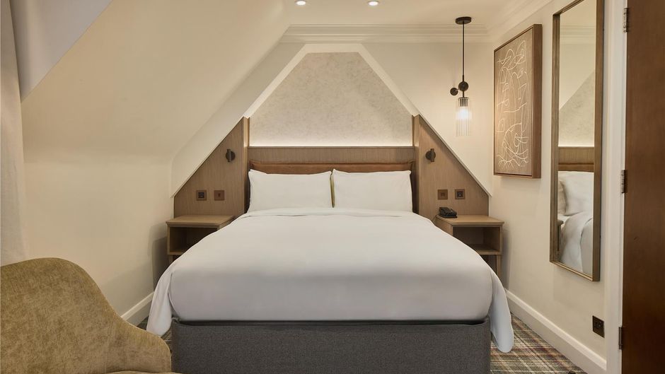 Radisson Blu Hotel, London Tottenham Cou Room
