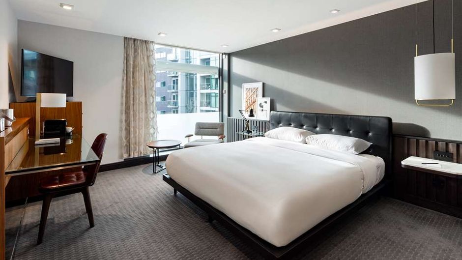 Edwardian Manchester-Radisson Collection Room