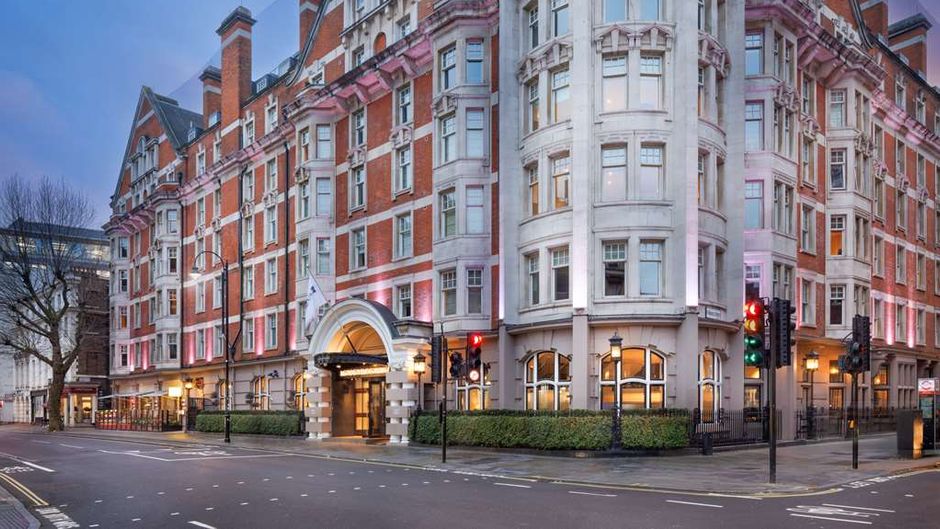 Radisson Blu Bloomsbury Street Hotel Exterior