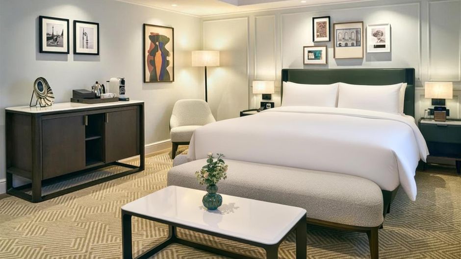 Radisson Blu Bloomsbury Street Hotel Suite
