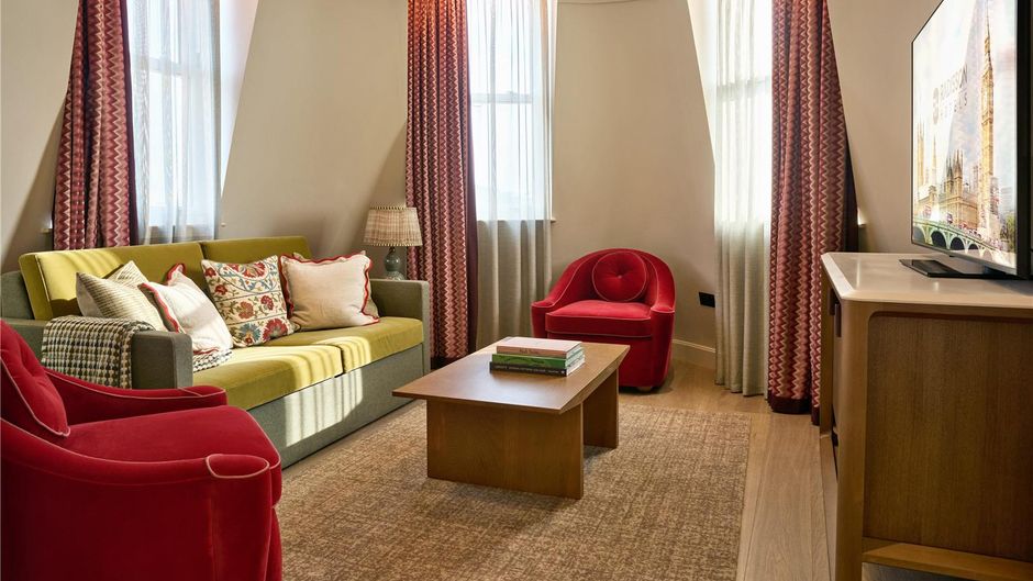Radisson Blu Hotel, London Mercer Street Suite